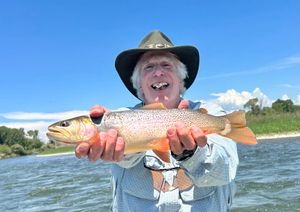 Henry Winkler met een vis