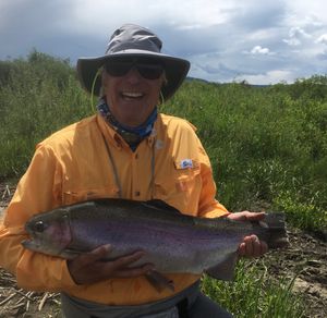 Henry Winkler met een vis